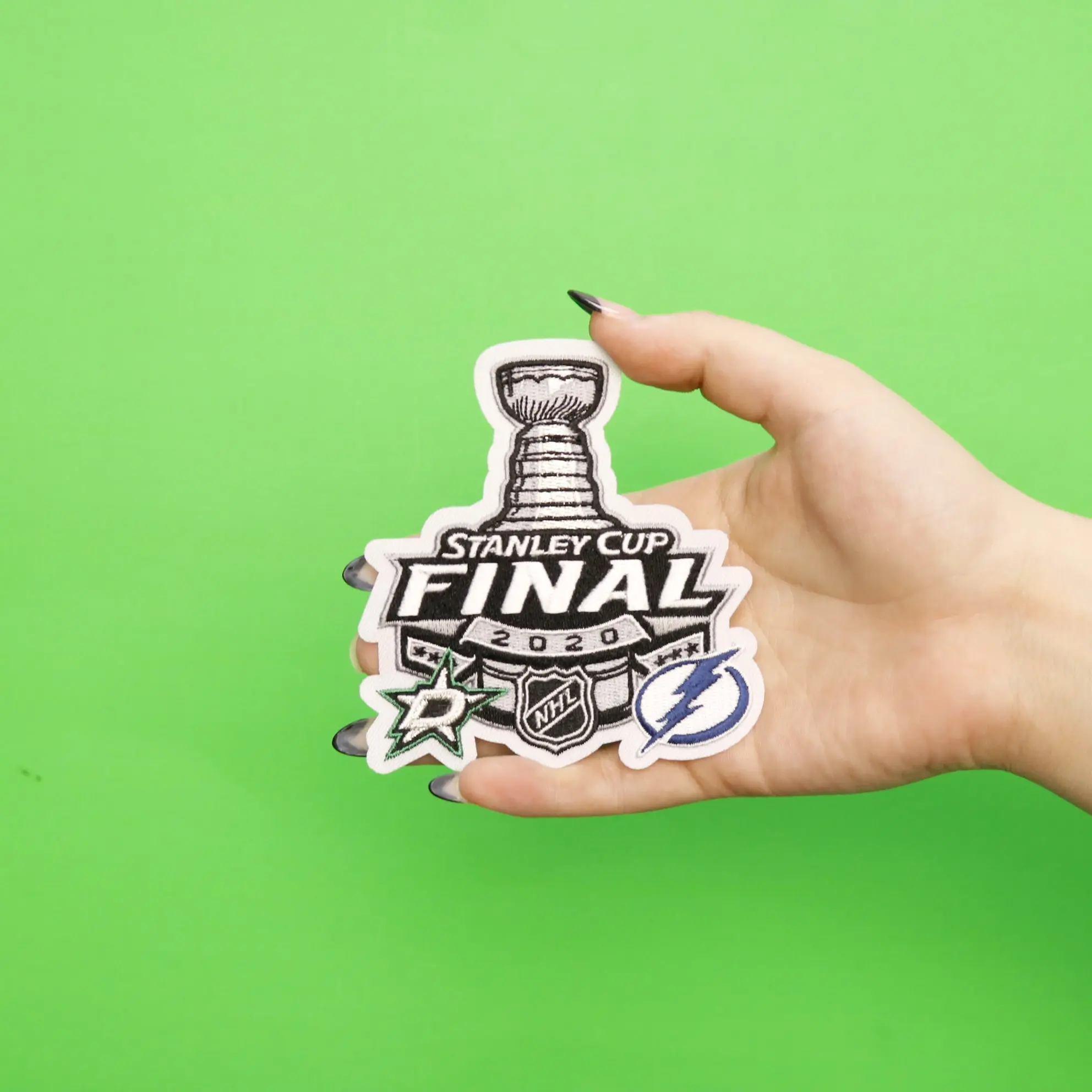 2020 Official NHL Stanley Cup Final Dueling Patch Dallas Stars vs. Tampa Bay Lightning - Image 2