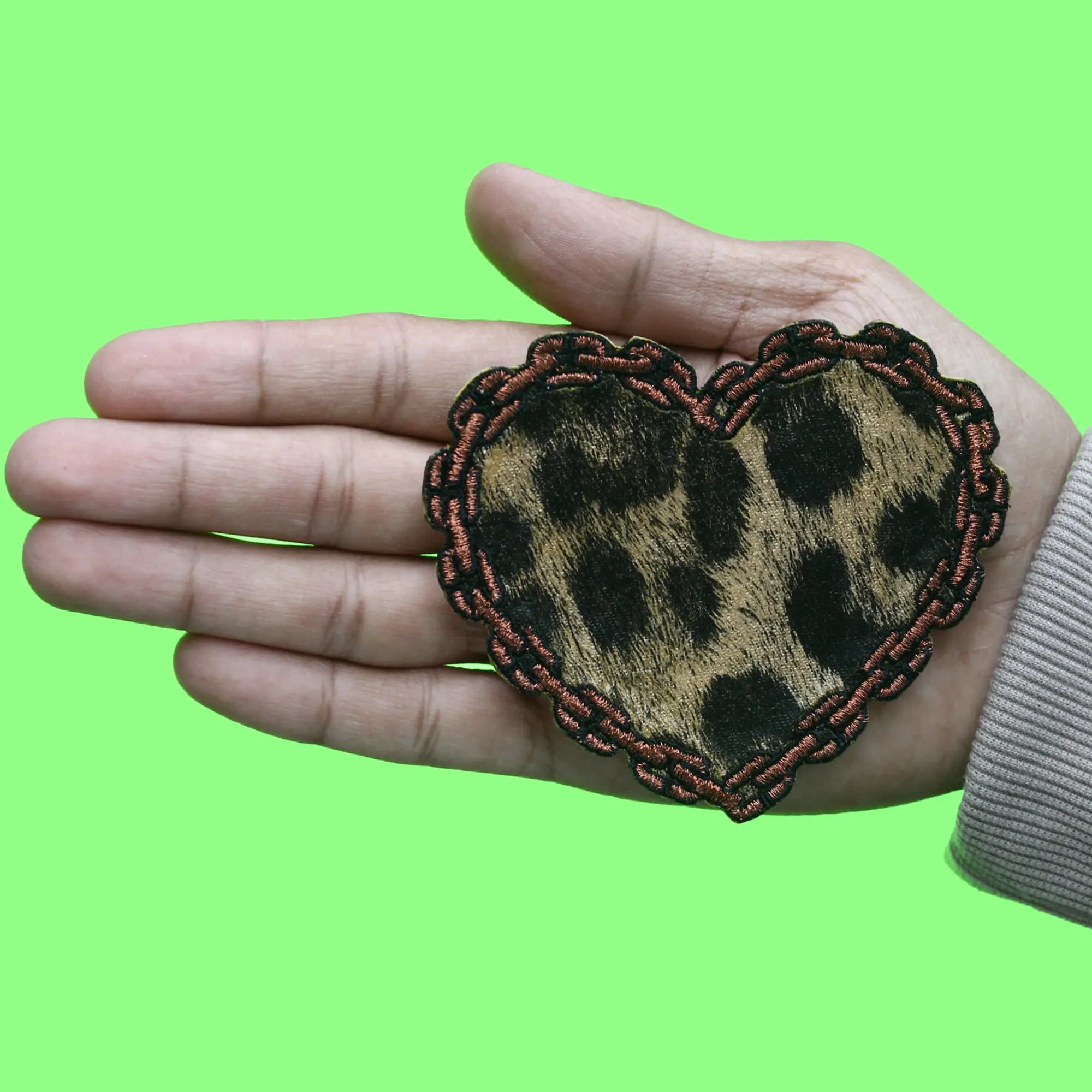 Cheetah Chain Heart Patch Animal Print Aesthetic Embroidered Applique Iron on - Image 2
