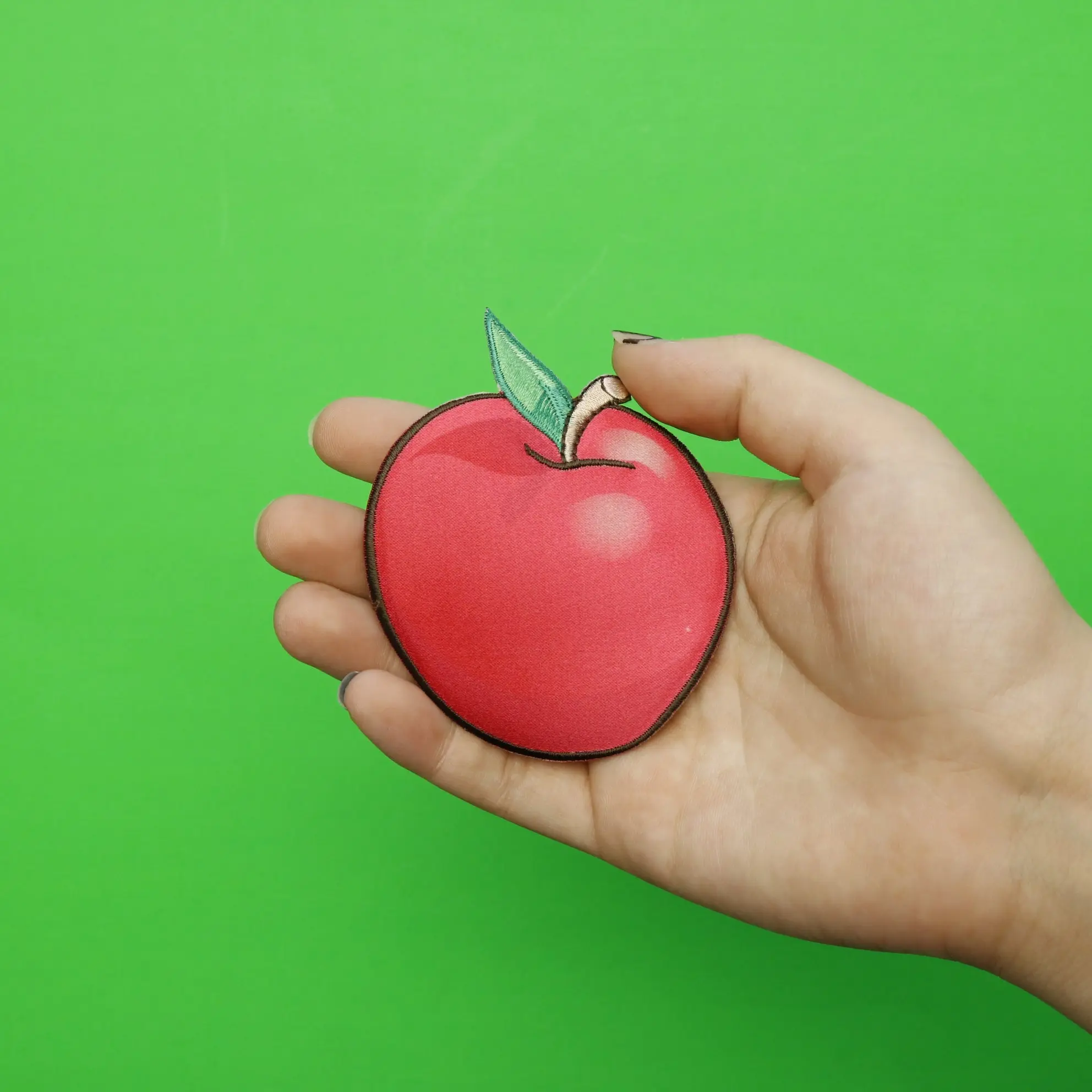 Disney Snow White And The Seven Dwarfs Snow White's Apple Embroidered Applique Iron On Patch - Image 3
