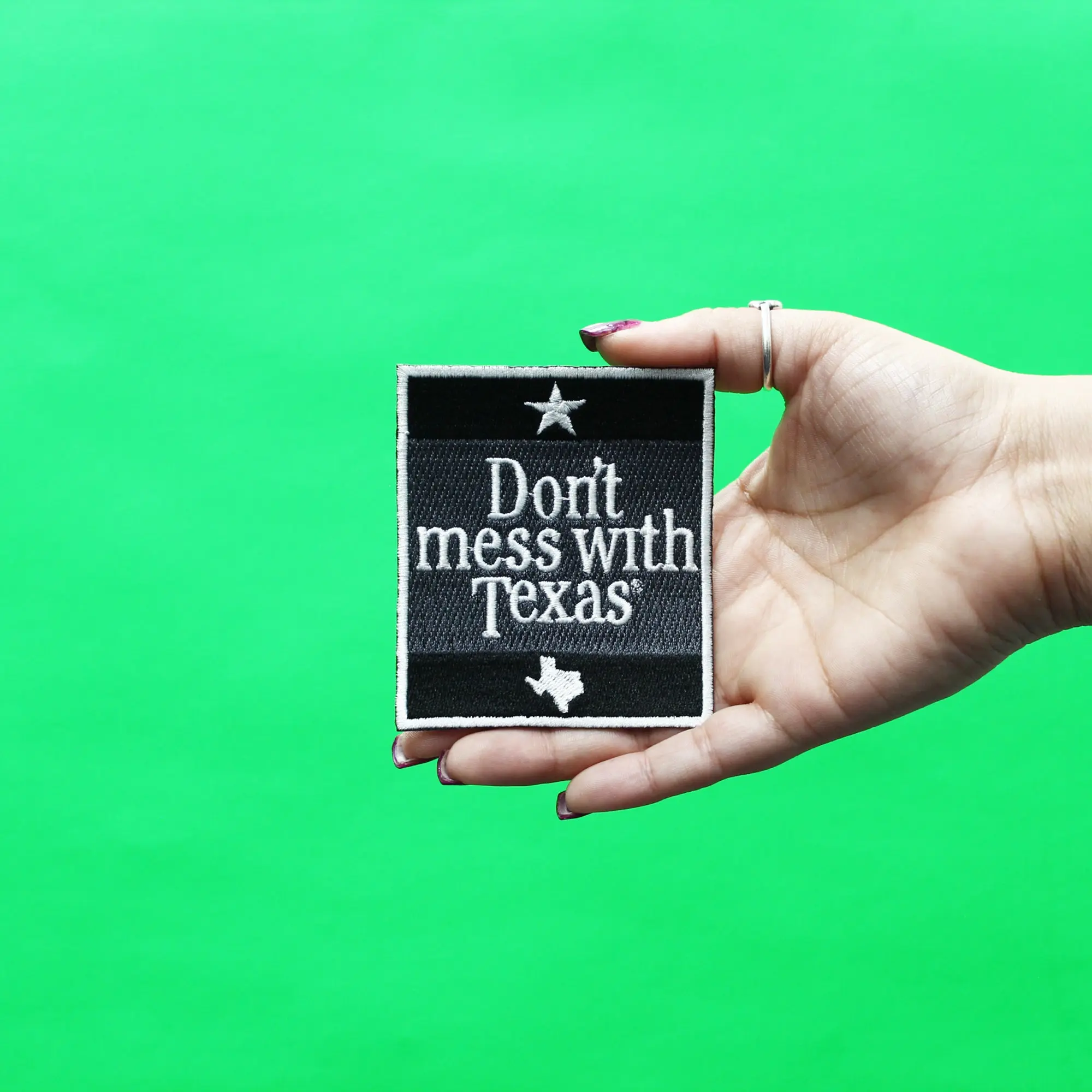 Don't Mess With Texas Patch Grayscale Box Logo Embroidered Iron On - Image 3