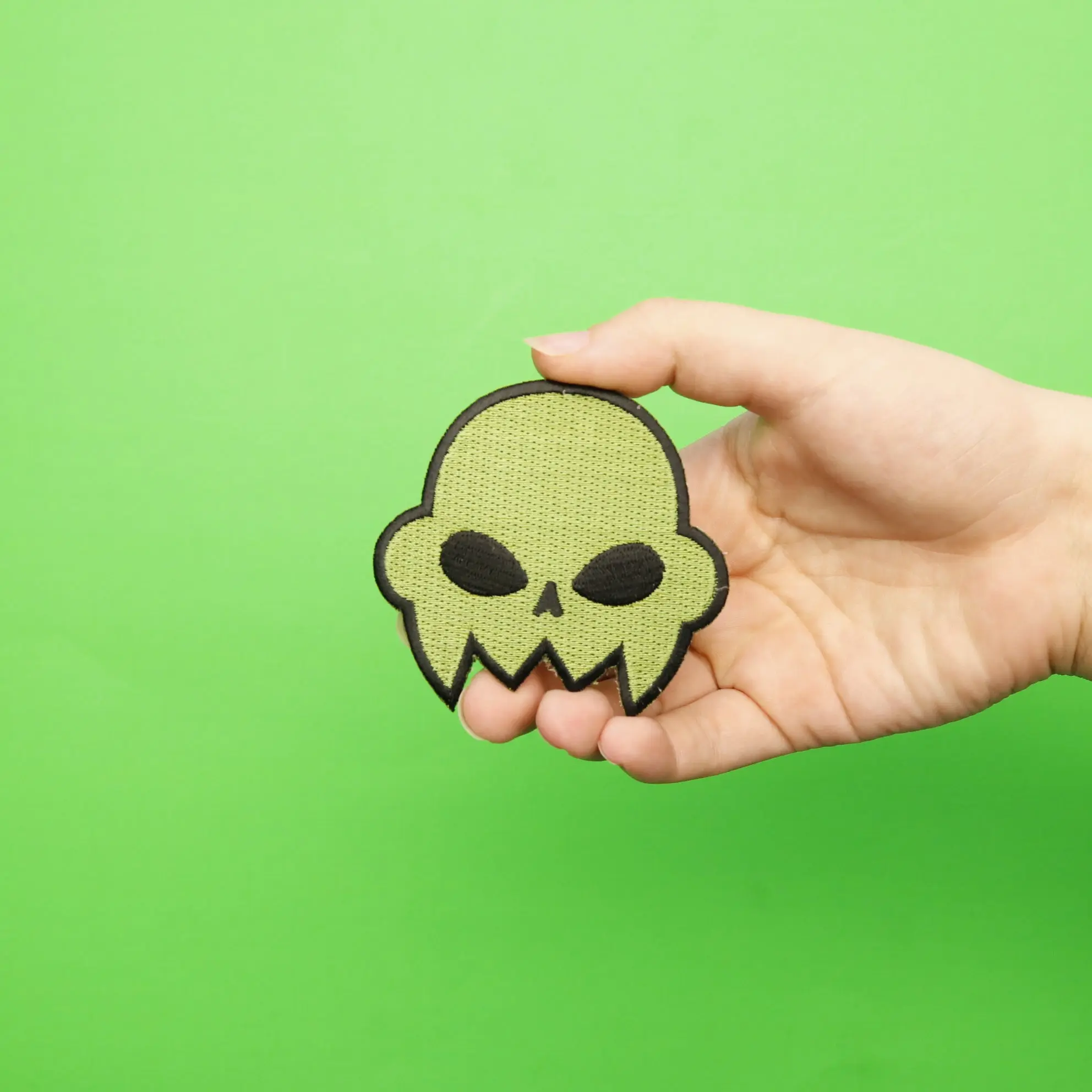 Homestuck Jake English - Green Skull Embroidered Iron On Patch - Image 2