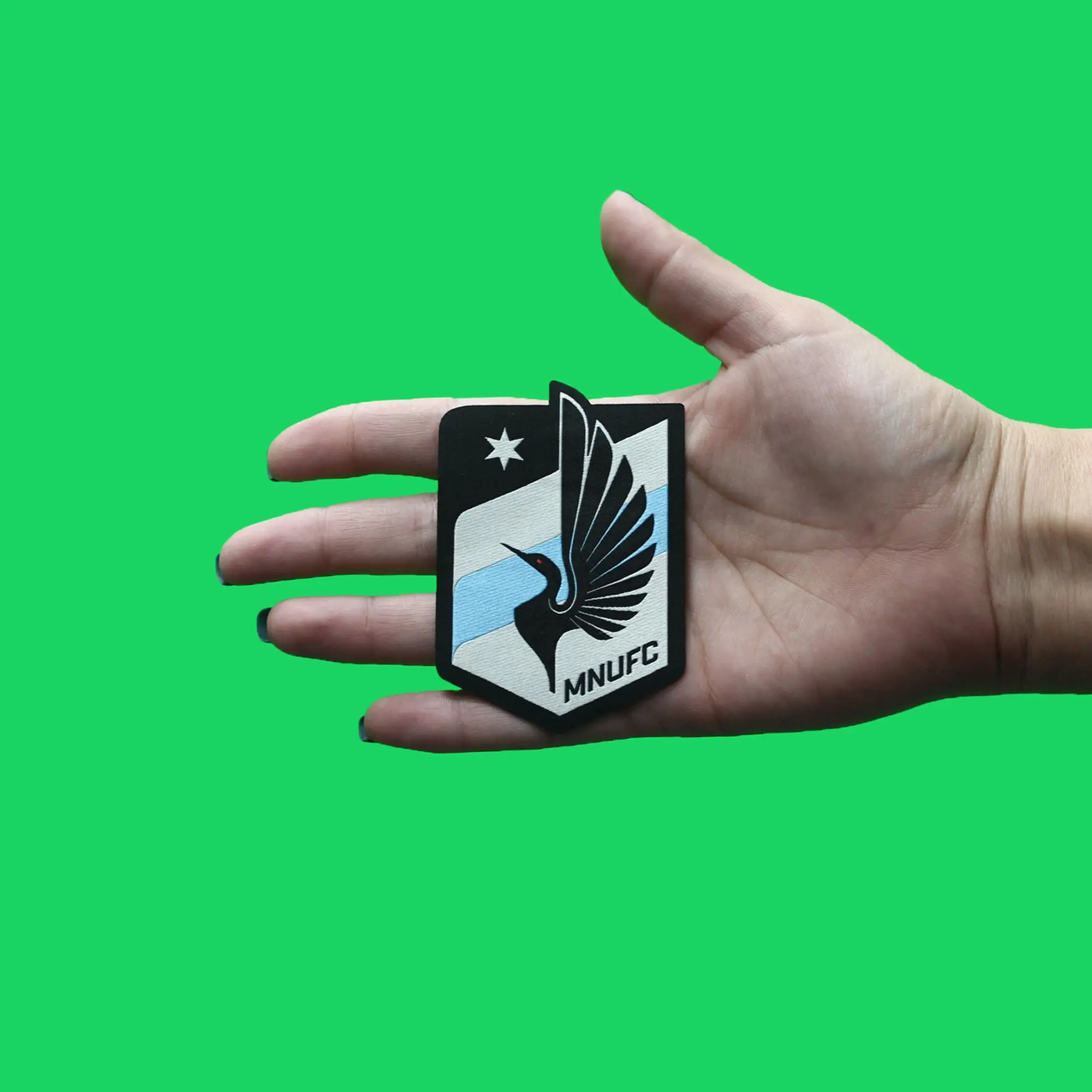 Minnesota United FC Primary Team Crest Pro-Weave Jersey Patch - Image 2