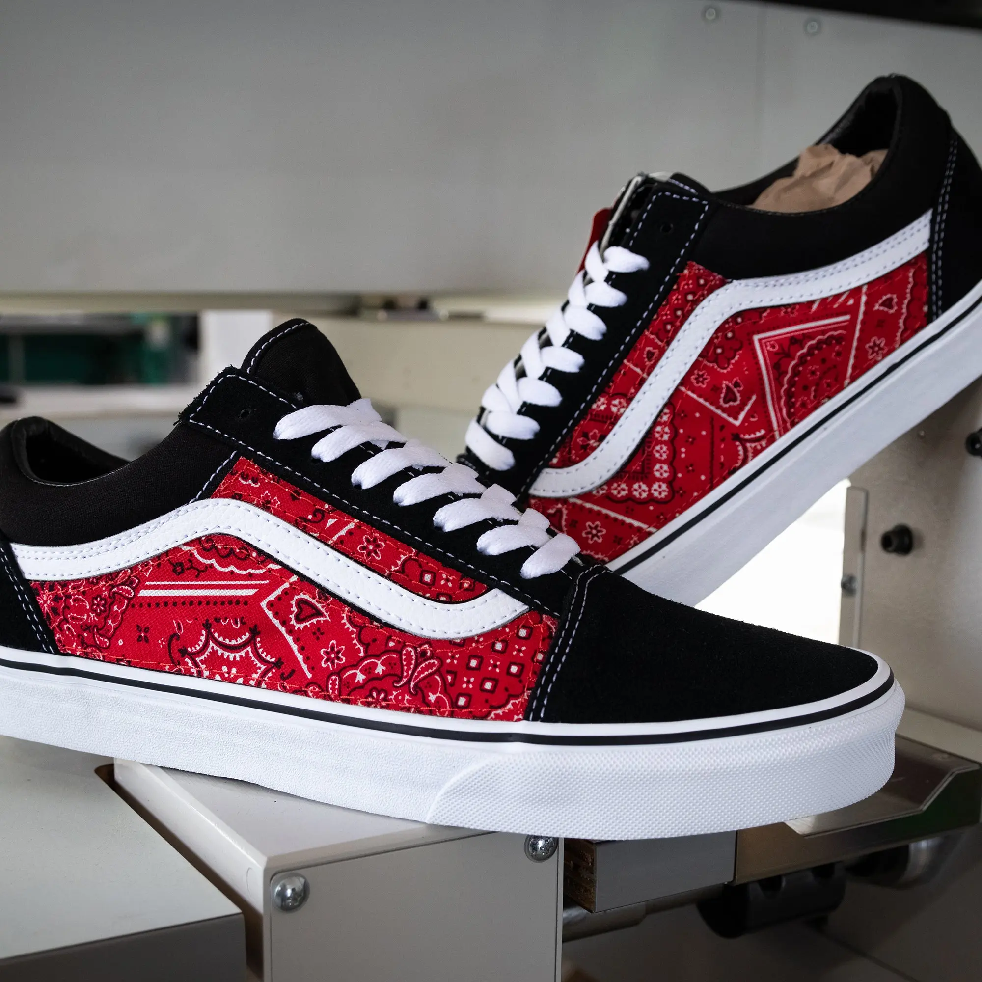 Vans Black Old Skool x Red Bandana Pattern Custom Handmade Shoes By Patch Collection - Image 2